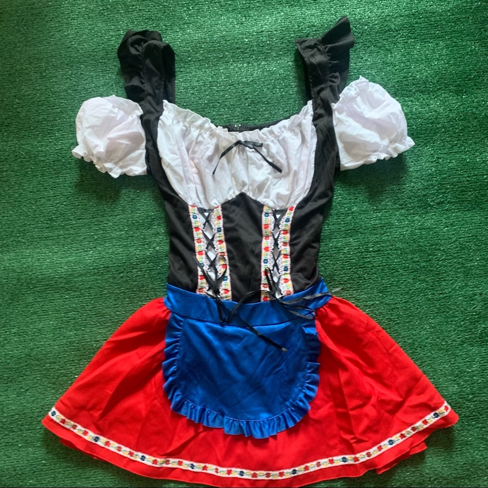 Costume